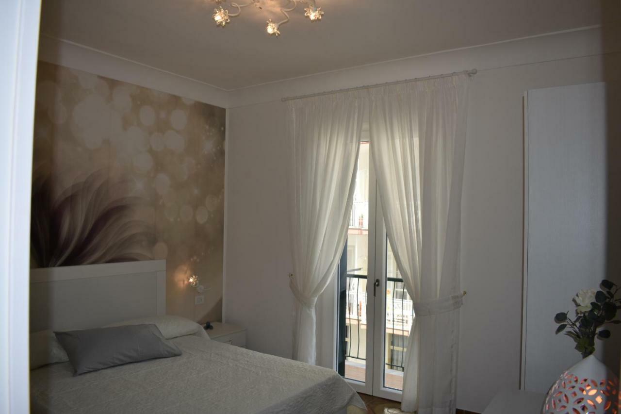 Appartement La Casa Di Zeffiro à Maiori Extérieur photo